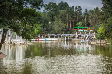Fototapeta na wymiar boats on the river