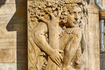 Obraz premium Detail am historischen Rathaus im Zentrum von Duisburg