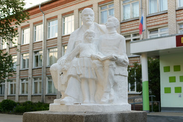 Fototapeta premium Lenin and the children