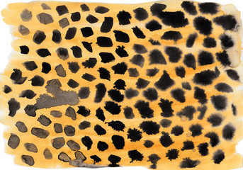 Fototapeta na wymiar Watercolor animal print of a cheetah. Hand-drawn horizontal illustration. Yellow, brown and black colors on white paper.