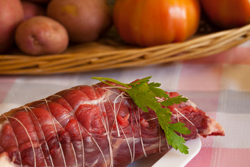 Ternera, tomates y patatas