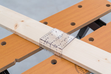 日曜大工の色々な工具(2ｘ4定規)