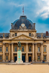 Nice close up portrait view of the École Militaire (military school) in Paris with a statue in...