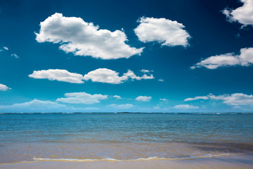 Obraz premium Caribbean sea and clouds sky. Travel background.