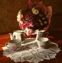cup of tea on wooden table - obrazy, fototapety, plakaty