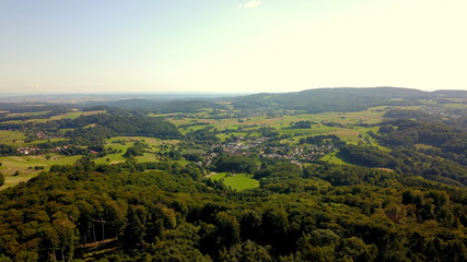 Odenwald von oben Tal Drohne Wald