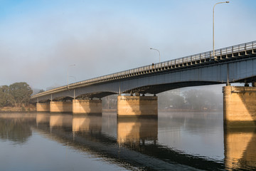 Fototapeta na wymiar Fitzroy River Bridge Rockhampton