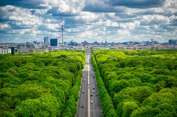 Fototapeten An aerial view of the Tiergarten and Berlin, Germany from the Victory Column on a sunny day. © Jbyard