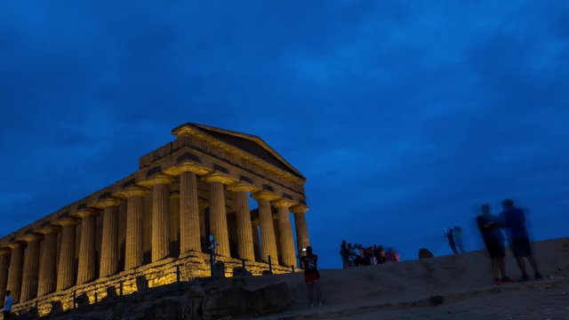 Ancient Greek temple at sunset - Timelapse