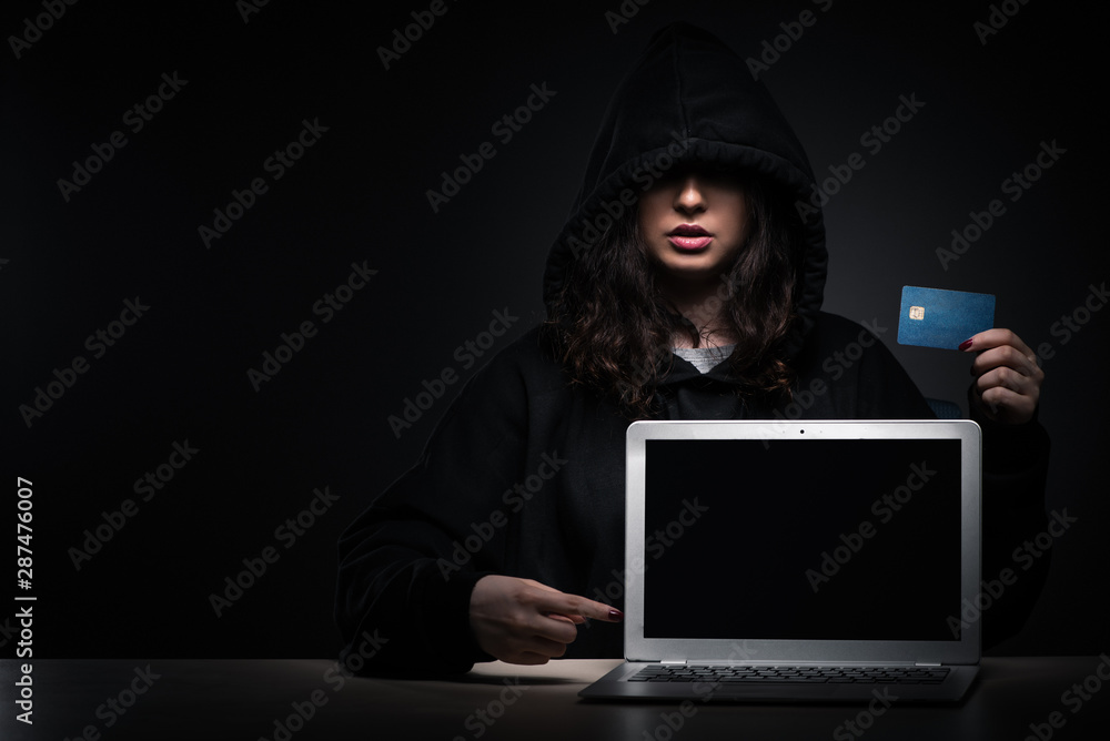 Aufkleber female hacker hacking security firewall late in office