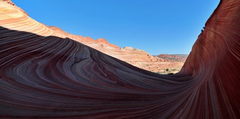 Trail to the Wave