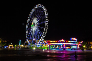 Fototapeta premium ferris wheel at night , Bangkok , asiatique