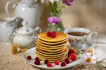 pancakes with fresh berries
