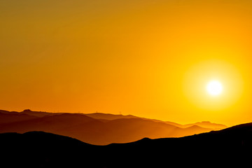 Sun, Sunset, Silhouetted Horizon