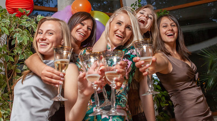 party bridesmaids before the wedding