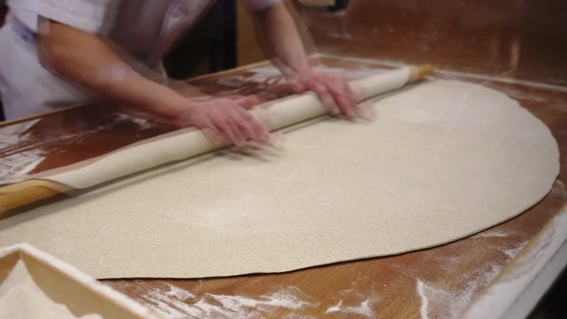 Making Soba Noodle