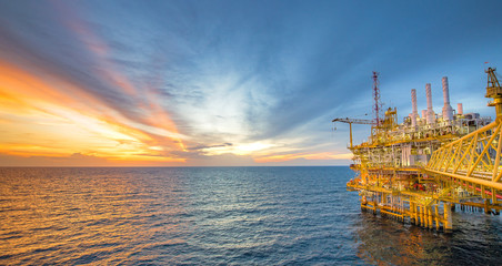 Offshore oil and gas platforms are in the process of releasing gas to the flame platform to reduce...