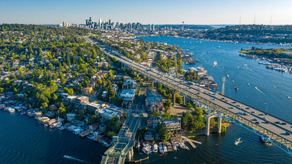Aerial footage of the Seattle Skyline - obrazy, fototapety, plakaty