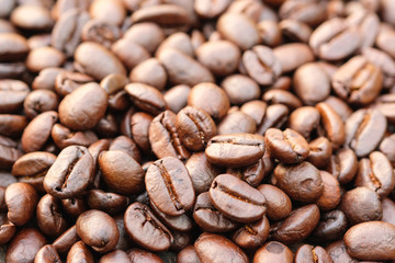 Close up roasted coffee beans