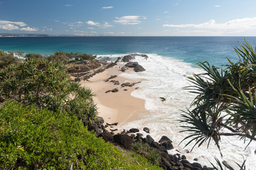 Obraz premium Froggy's Beach with Snapper Rocks behind, from Point Danger. Gold Coast, Coolangatta, Queensland, Australia.