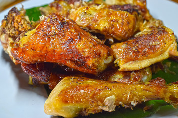  Grilled chicken is a popular food because it is fragrant and delicious. Can eat at any age