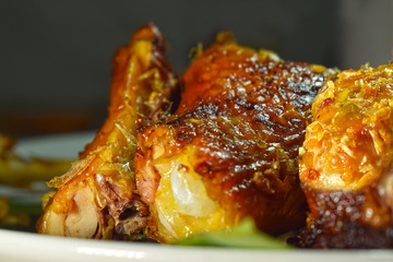  Grilled chicken is a popular food because it is fragrant and delicious. Can eat at any age