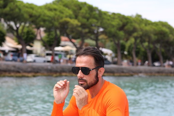 Przystojny mezczyzny na urlopie © marriaci_photo