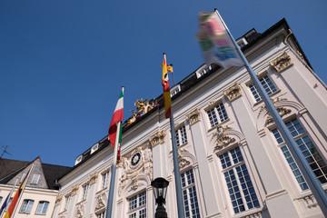 Fototapeta na wymiar Image of townhall facade in Bonn