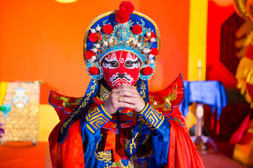 Fototapeta premium Chinese mask changing show