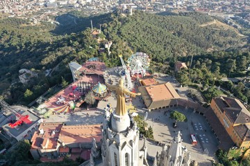 Tibidabo, Barcelona, Espagne, Parc d'attraction, Eglise, Christ vue par Drone