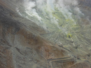 山肌-1