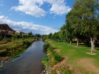 Río Najerilla a su paso por la población de Nájera; paso del camino de Santiego