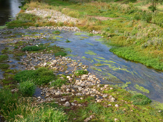 Río Najerilla a su paso por la población de Nájera; paso del camino de Santiego