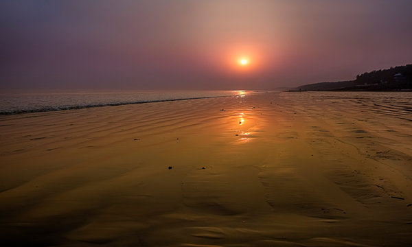 Mass travelling for fun and tour to the seashore or Beach around Asia to  India in the year 2019.