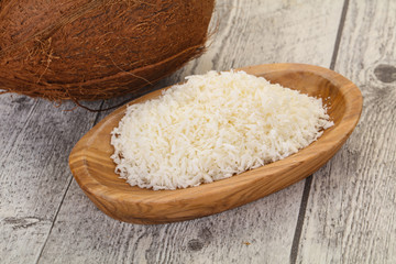 Coconut shredded chip with nut