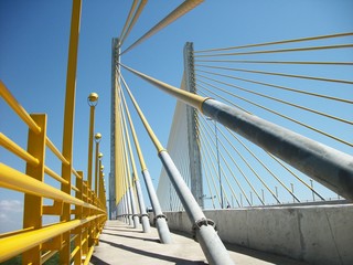 Obraz premium bridge over river