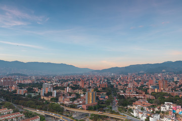 Amaneceres en la Ciudad de Medellín