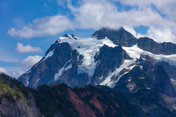 Fototapeta na wymiar View of snow on top of Mount Shuksan Whatcom County Washington, USA