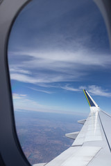 Fototapeta na wymiar vista da janela do avião