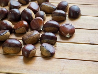 한국의 유기농 가을 밤, 견과류