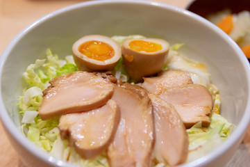 チャーシュー丼