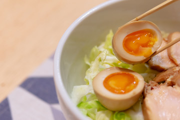 チャーシュー丼