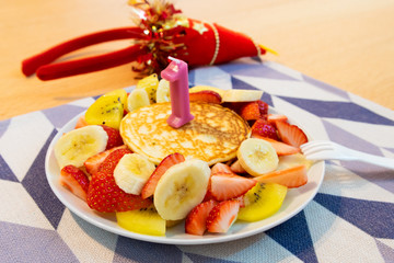 フルーツパンケーキ