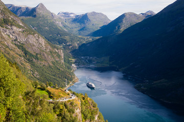 Fototapeta na wymiar Geiranger fjord and cruise ship, Norway