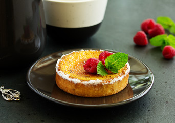 Tart with ginger creme brulee. Selective focus