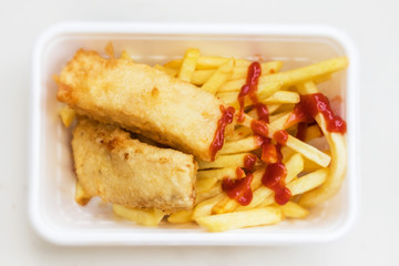 フィッシュ&チップス　British fast food fish and chips