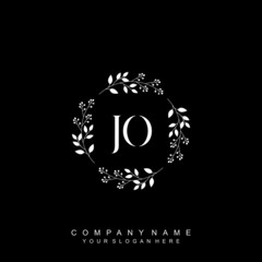 letter JO surrounded by beautiful and elegant flowers and leaves. Wedding monogram logo template. Fashion Logo template Vectors,