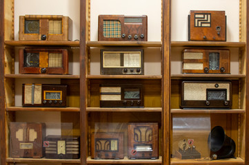 Old Retro Radio Vintage. Old Wooden Retro Style Radio Receiver Vintage Radio, Speaker