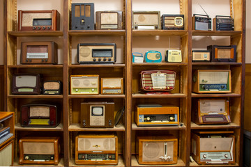 Old Retro Radio Vintage. Old Wooden Retro Style Radio Receiver Vintage Radio, Speaker