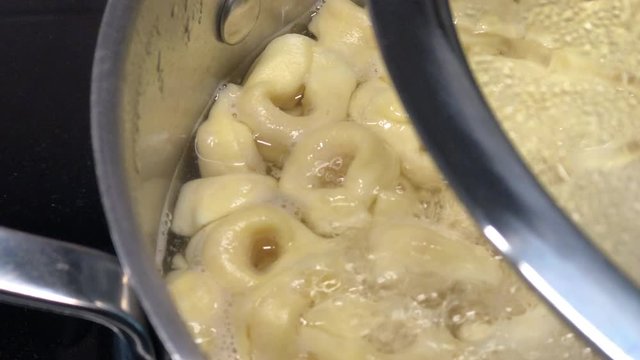 boiling tortolini in the kichen